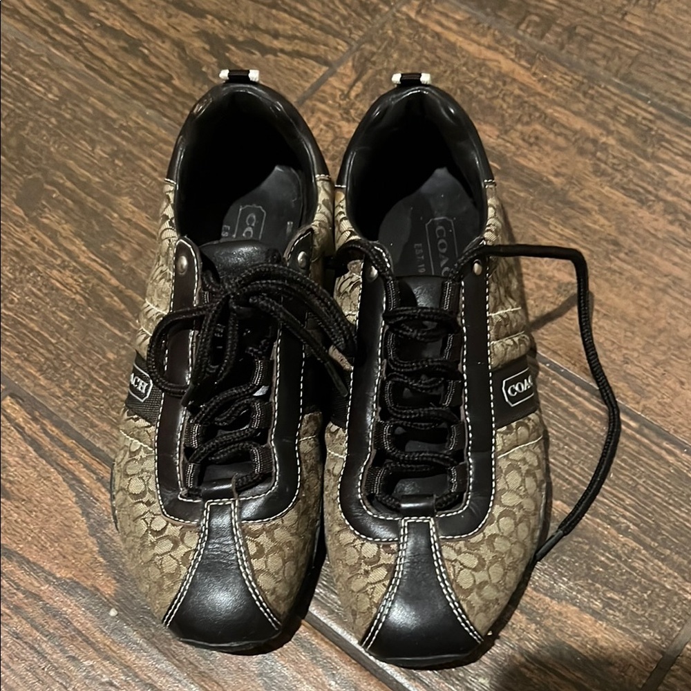 Coach Vintage Signature Sneakers